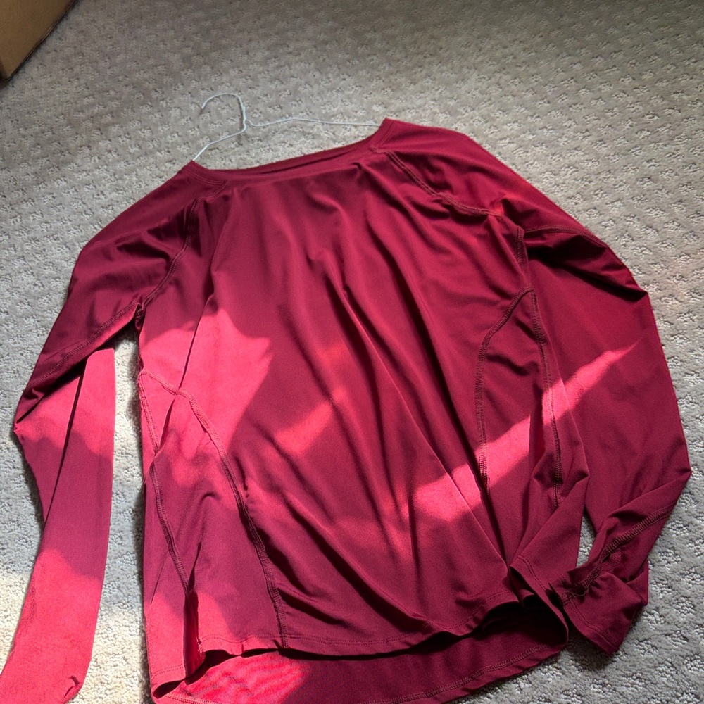 Tek Gear Women's Maroon Long Sleeve Top